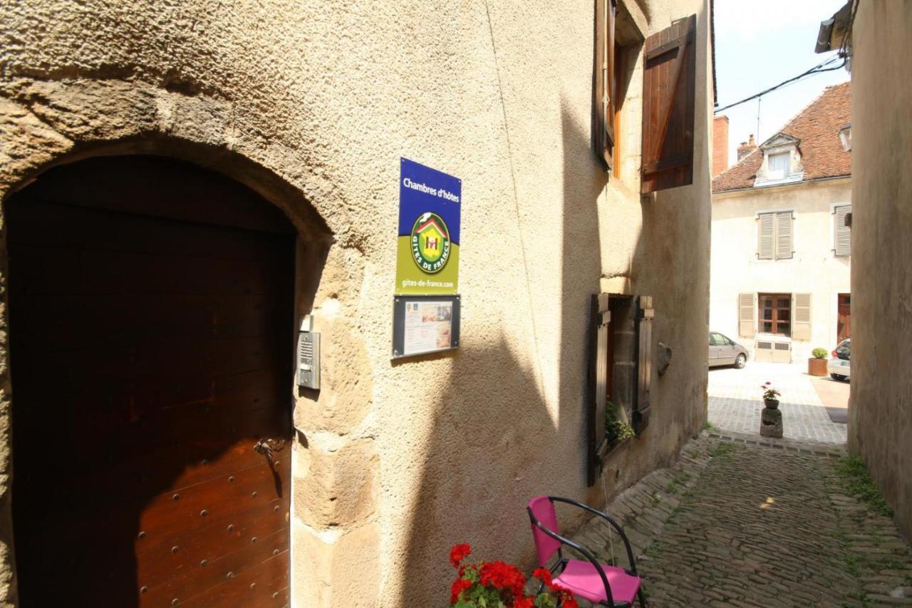 Au Coeur Du Chat Perche Arnay-le-Duc Exterior foto