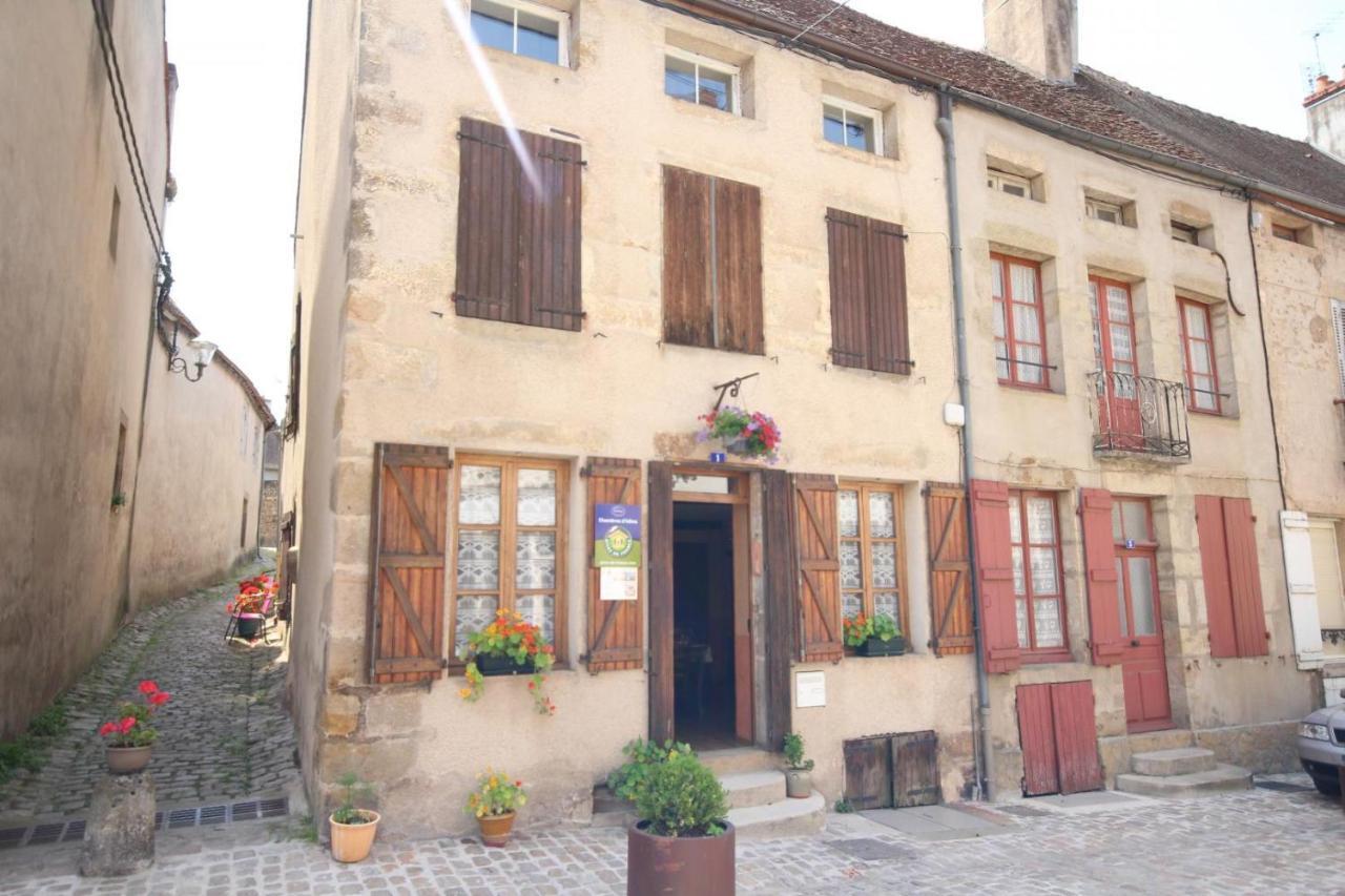 Au Coeur Du Chat Perche Arnay-le-Duc Exterior foto